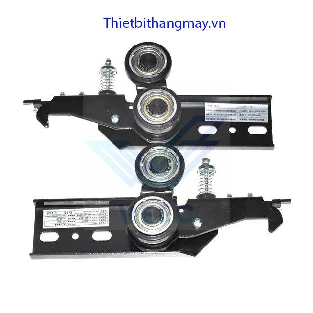 door lock cửa thang máy. 2 door lock cửa thang máy. 2